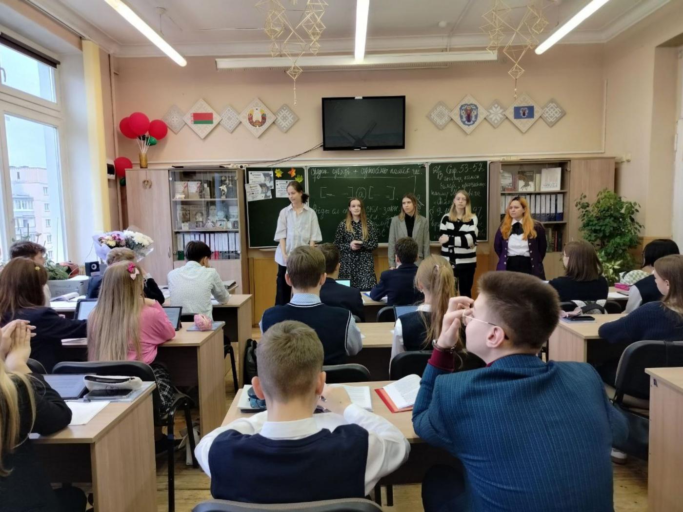 Студенты ПСФ посетили с профориентационной беседой  столичную гимназию № 8